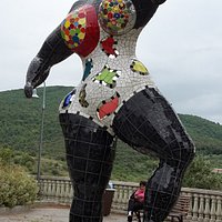 STATUA VERSO IL PANORAMA