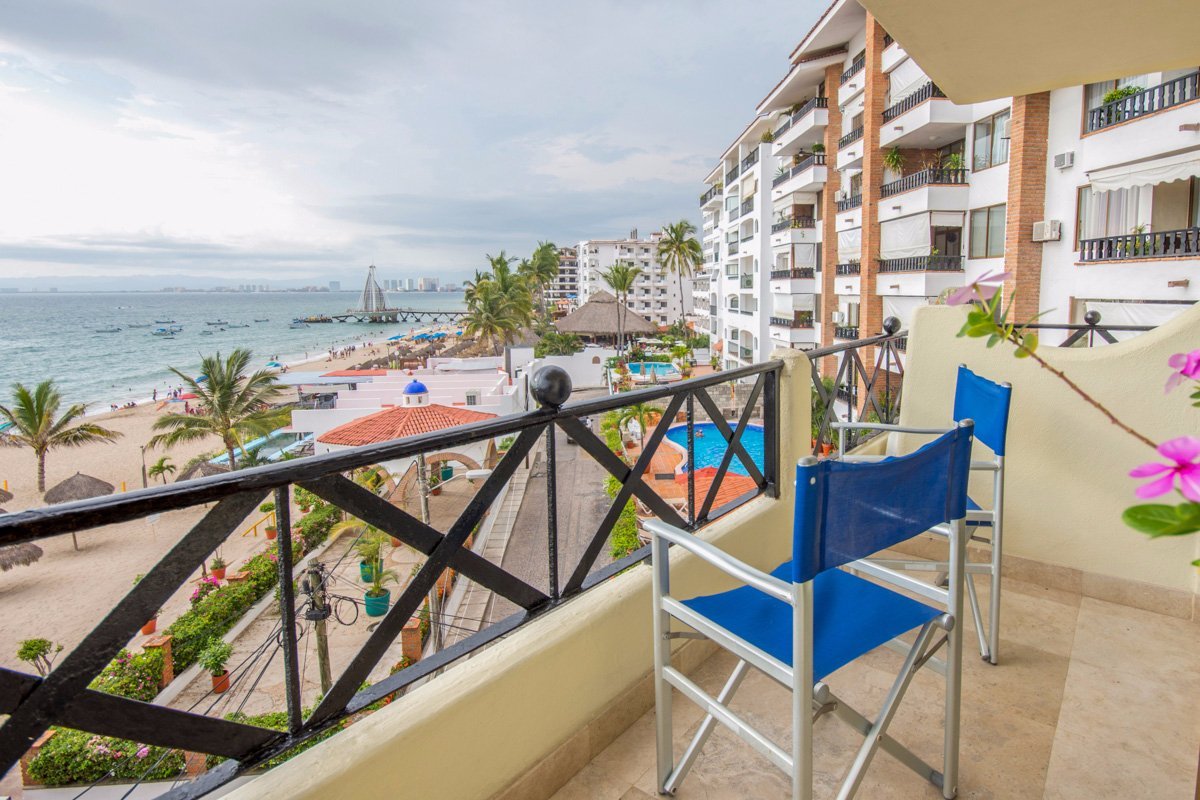 Blue Chairs Resort By The Sea Rooms Pictures Reviews Tripadvisor   Blue Chairs Resort By 