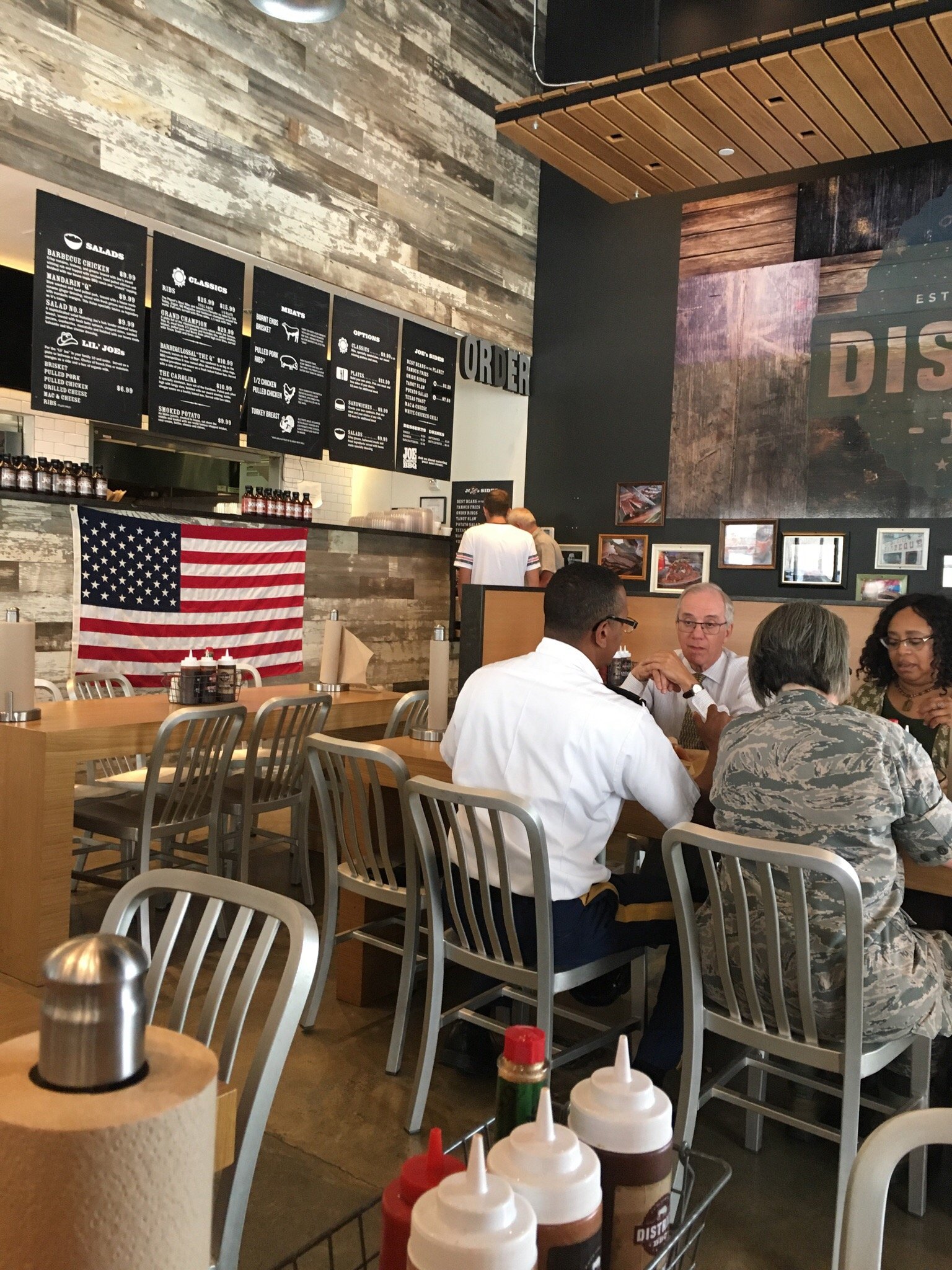 DISTRICT BBQ Vienna 2670 Avenir Pl Menu Prices Restaurant Reviews Tripadvisor