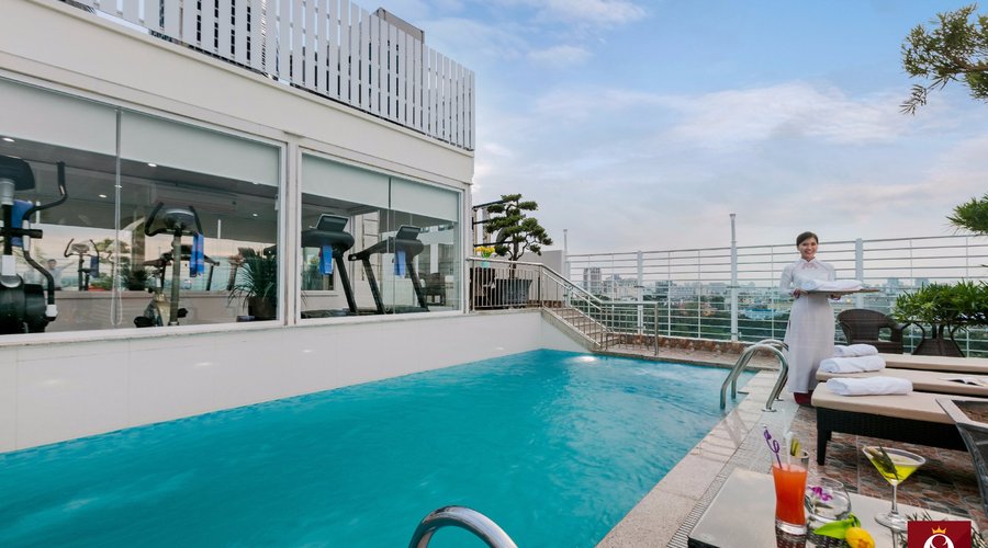 Rooftop Pool