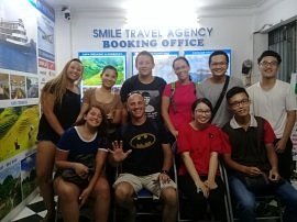 smiling travel agency