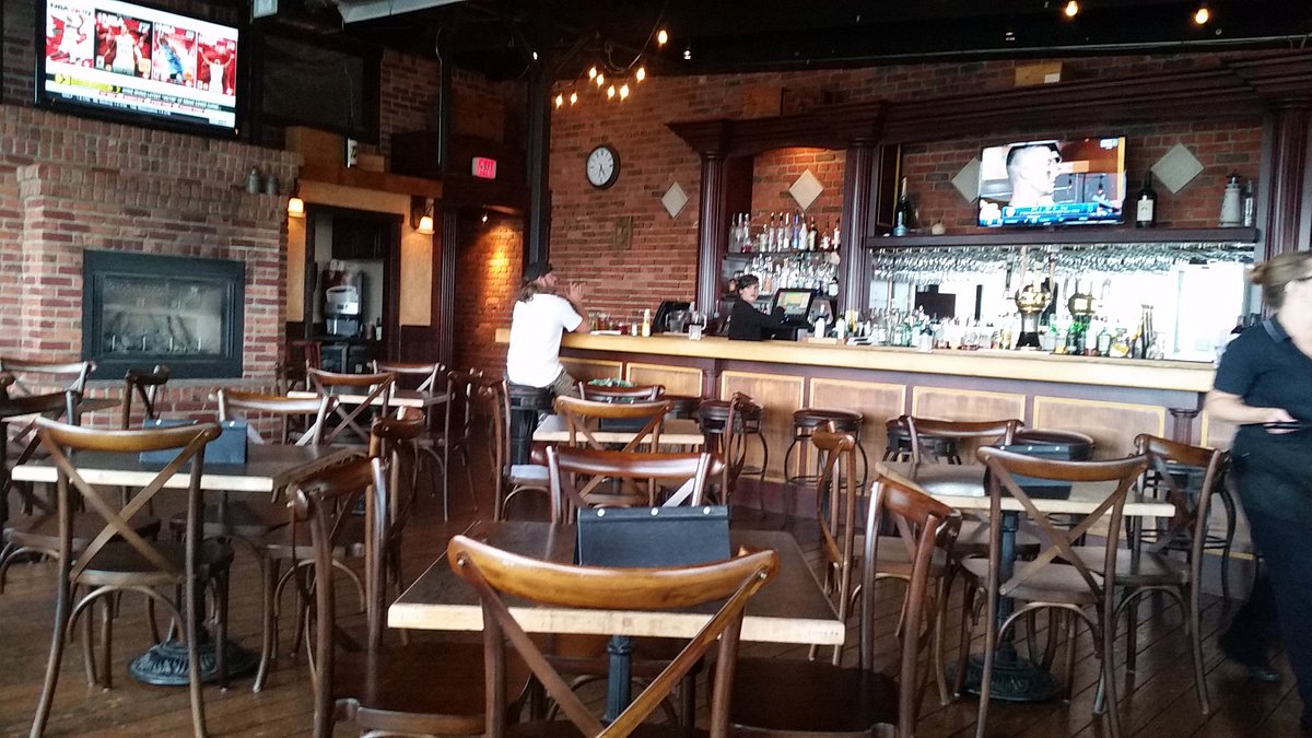 Iconic Brass Rail Bar in downtown Port Huron reopens Wednesday