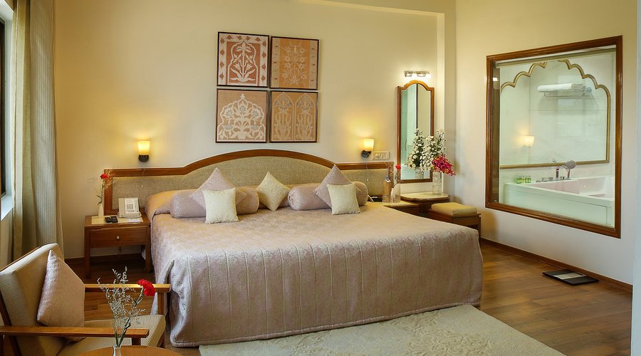Mumtaz -Suite Room