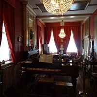 -18de en 19de eeuwse stijlkamers-Drostenhuis Museum Ootmarsum-