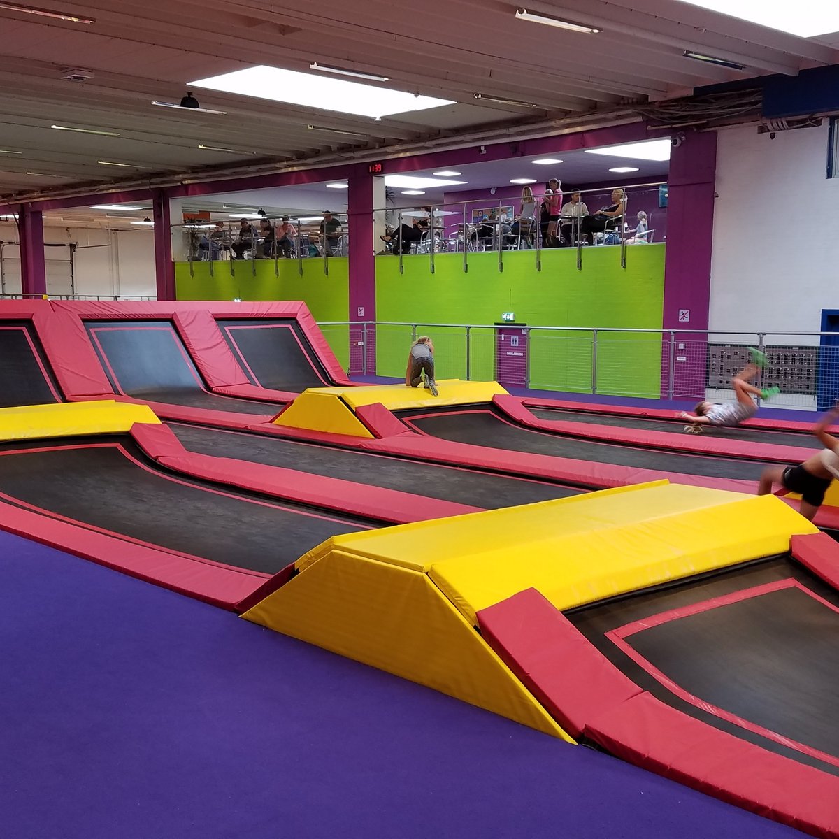 Økologi Udsigt skrige Xjump Trampoline Park (Skovlunde, Danmark) - anmeldelser - Tripadvisor