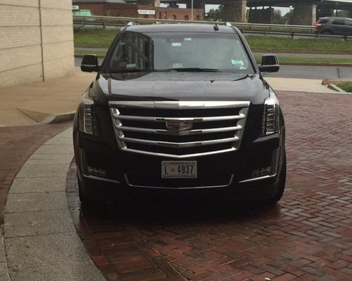 A Cadillac demorou, mas entrou no mercado de SUVs