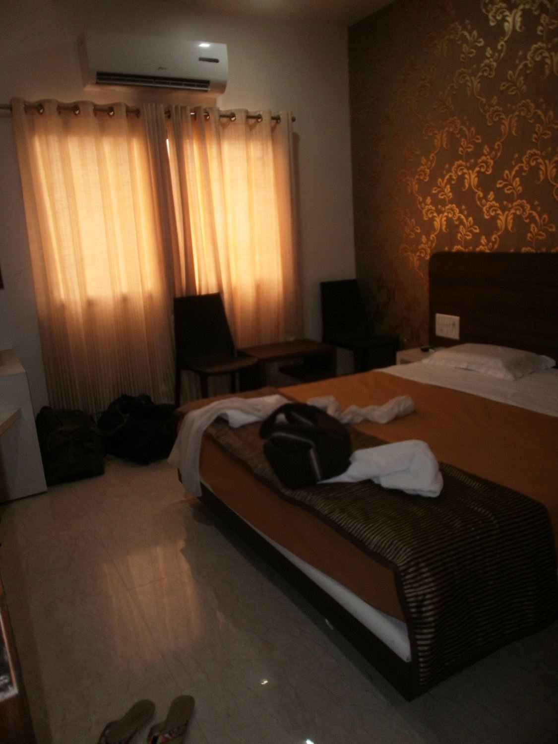 Darshan Executive Hotel, hotel in Tuljapur