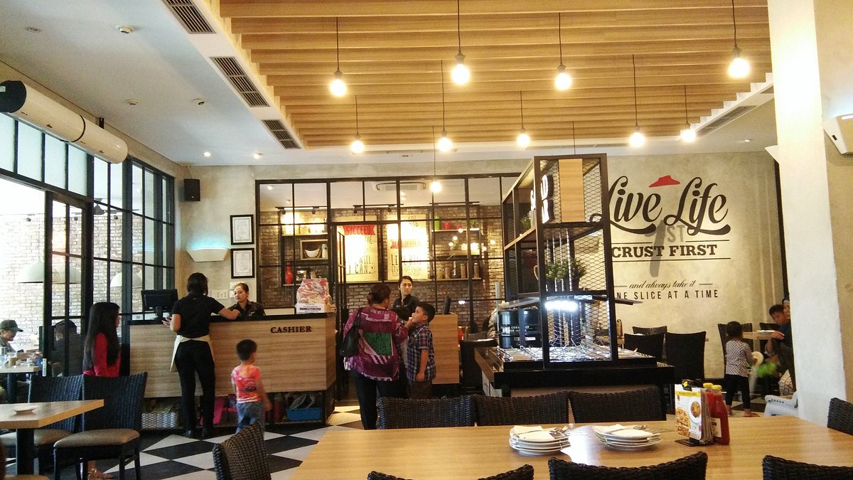 PIZZA HUT, Bandung - Istana Plz - Restaurant Reviews & Photos - Tripadvisor