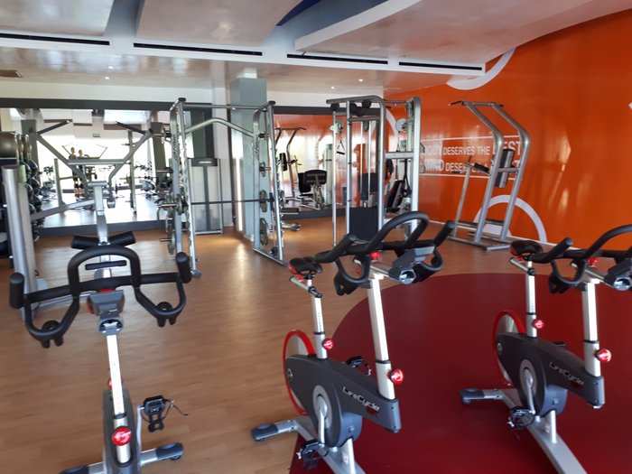 club med cancun fitness center