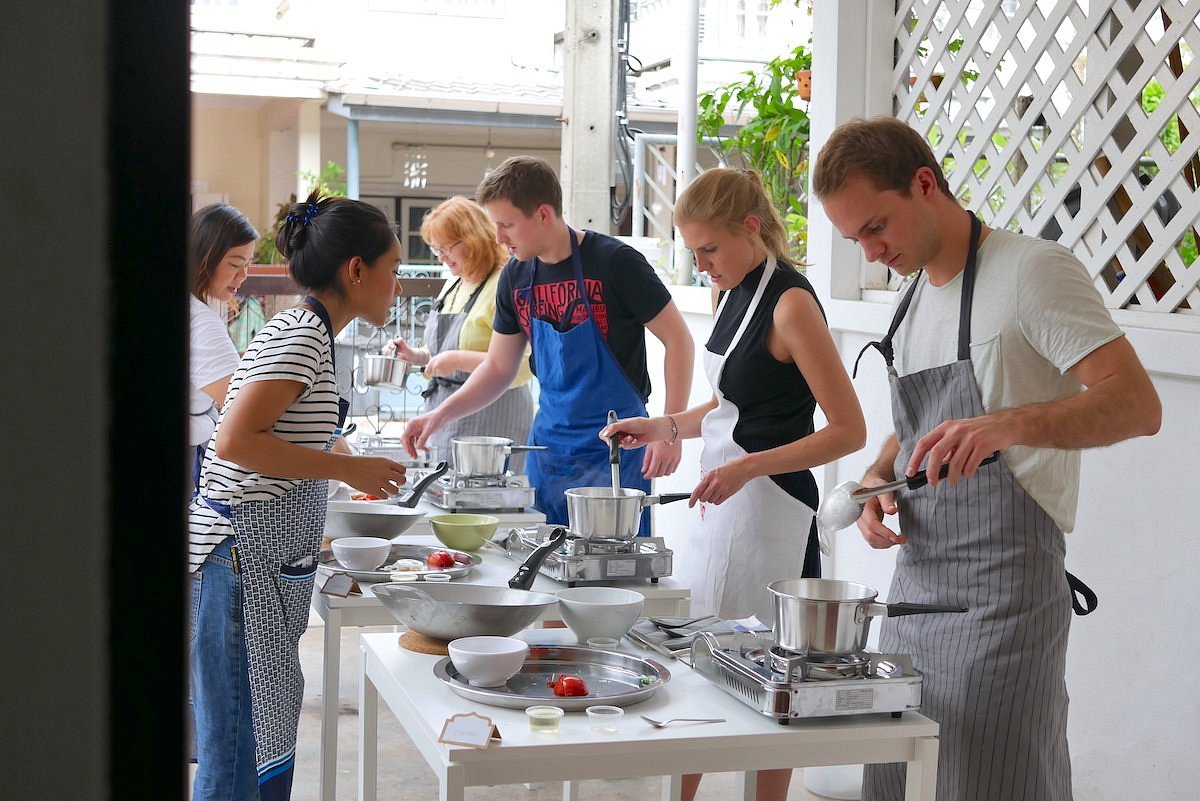 Cooking класс. Tra que Cooking class. Bangkok Kitchen.