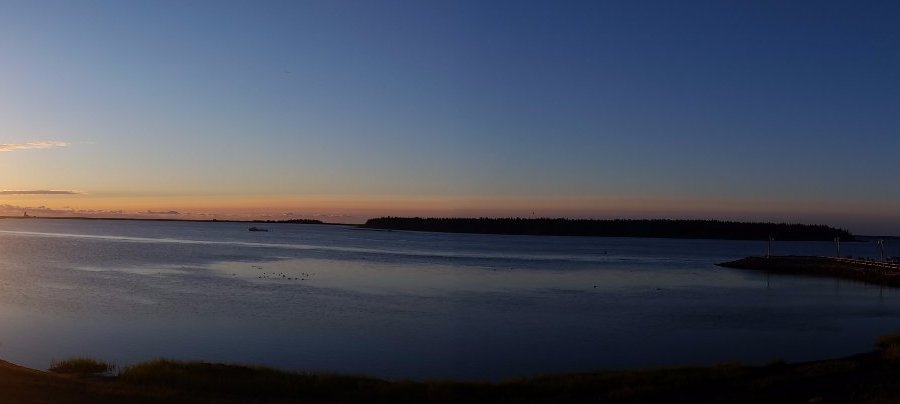 Panoramic photo of the sunrise