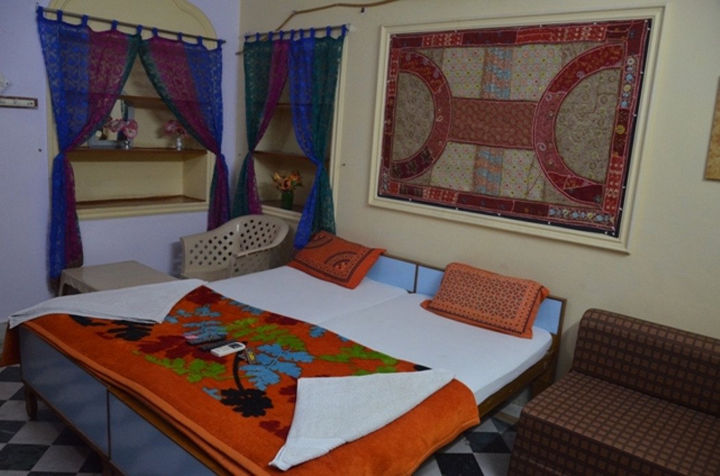 Hotel photo 25 of Renuka Hotel.