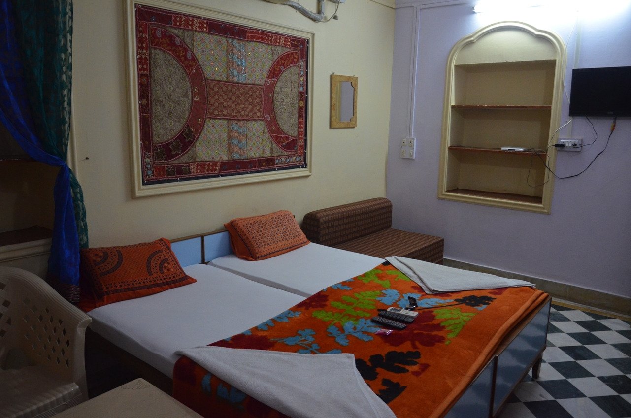 Hotel photo 17 of Renuka Hotel.