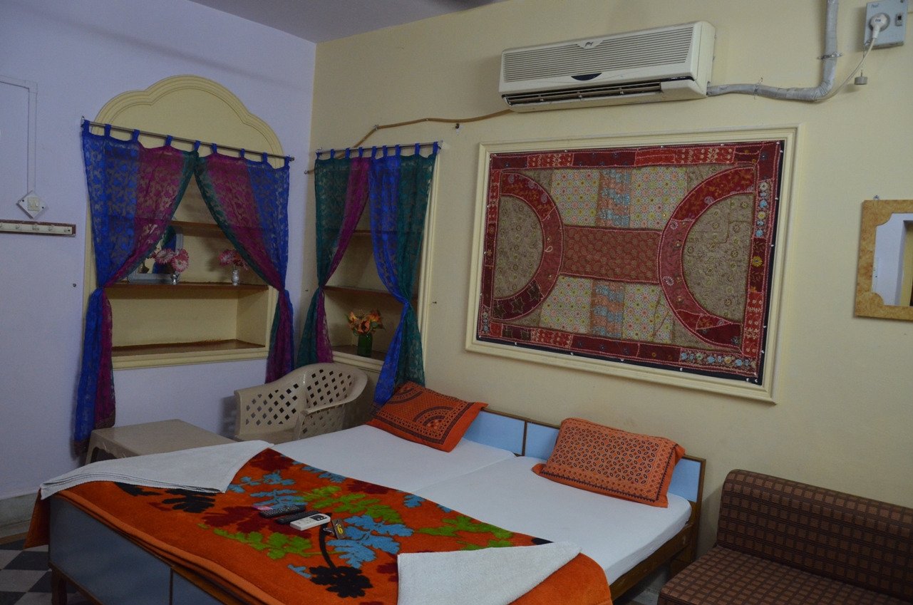 Hotel photo 20 of Renuka Hotel.