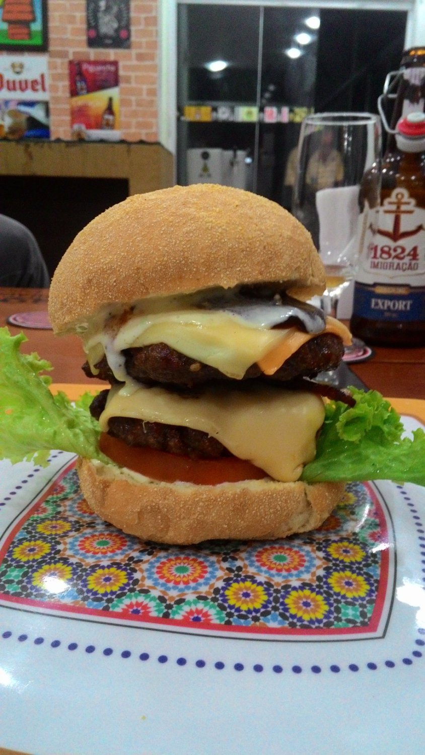 Papa Burguer restaurante, Caxias do Sul, R. Sapucaia - Avaliações de  restaurantes