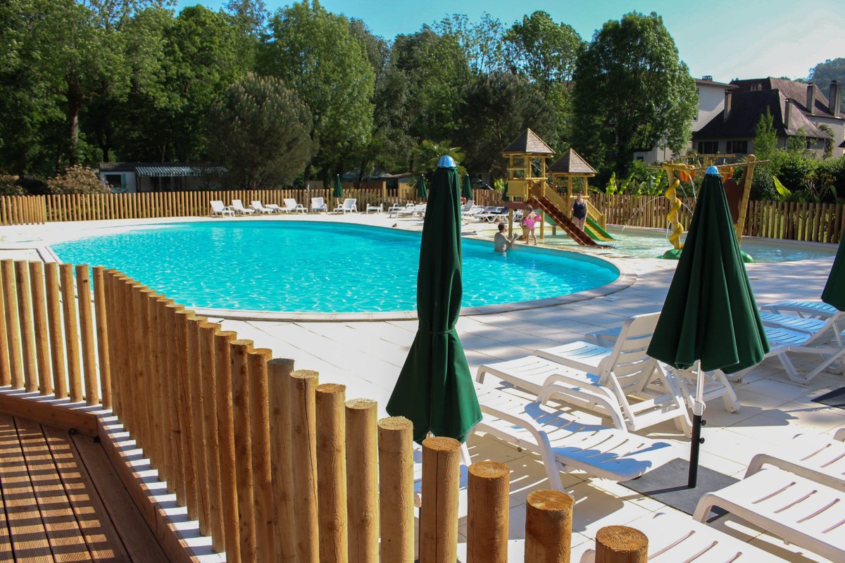 CAMPING HUTTOPIA BEAULIEU SUR DORDOGNE - Prices & Campground Reviews ...