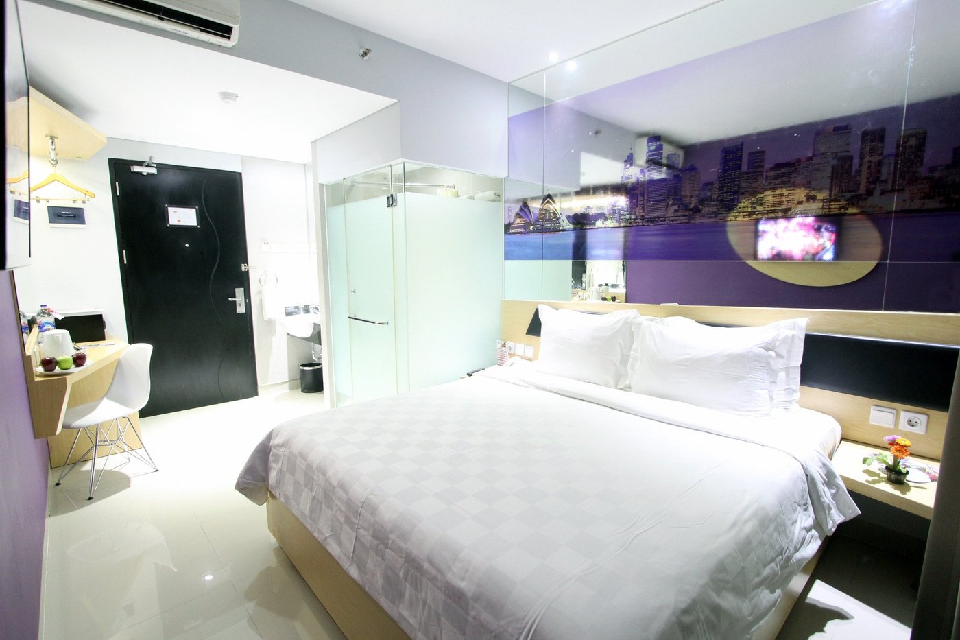 G SUITES HOTEL BY AMITHYA (Surabaya, Indonesia) Ulasan & Perbandingan