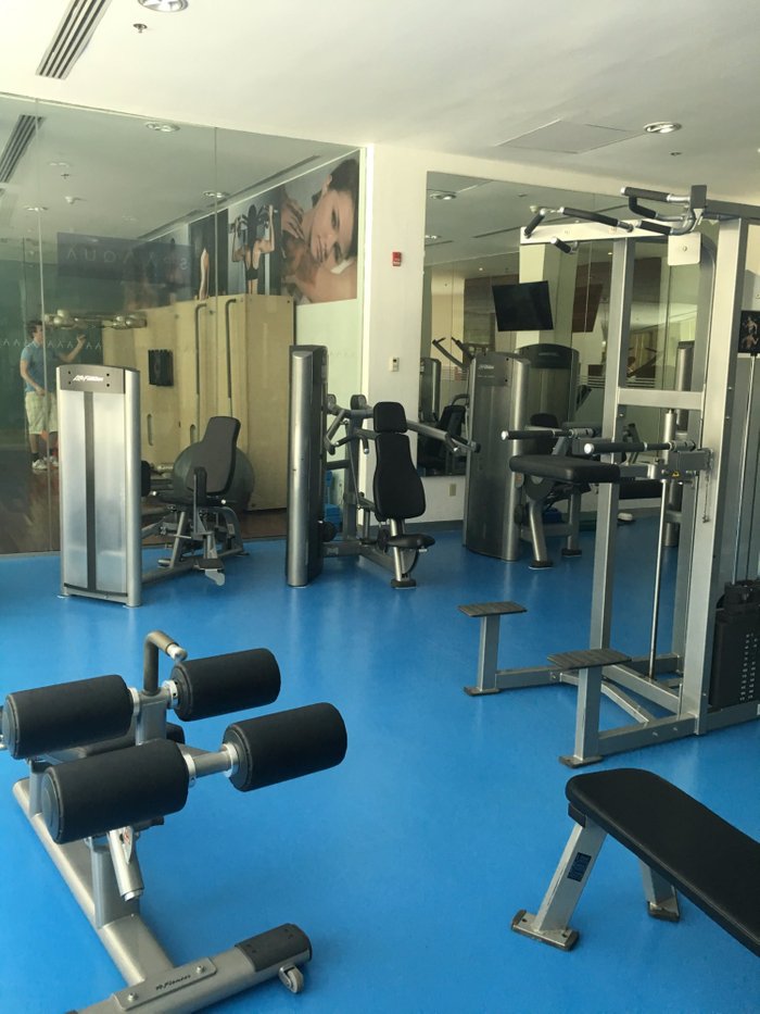 beach gym cancun