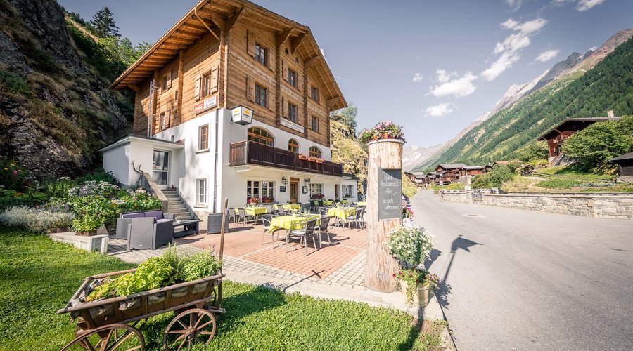 Hotel Breithorn im Sommer