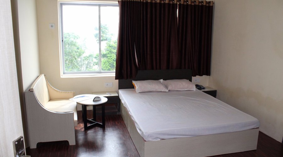 Rajhans Room