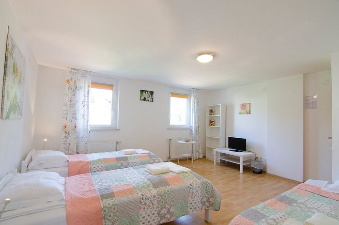 AURA GUESTHOUSE LJUBLJANA - Guest house Reviews (Slovenia)