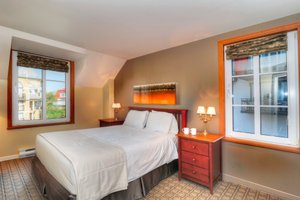 Room & Suite
