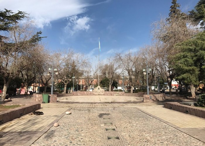 Plaza Espejo frente a Iglesia