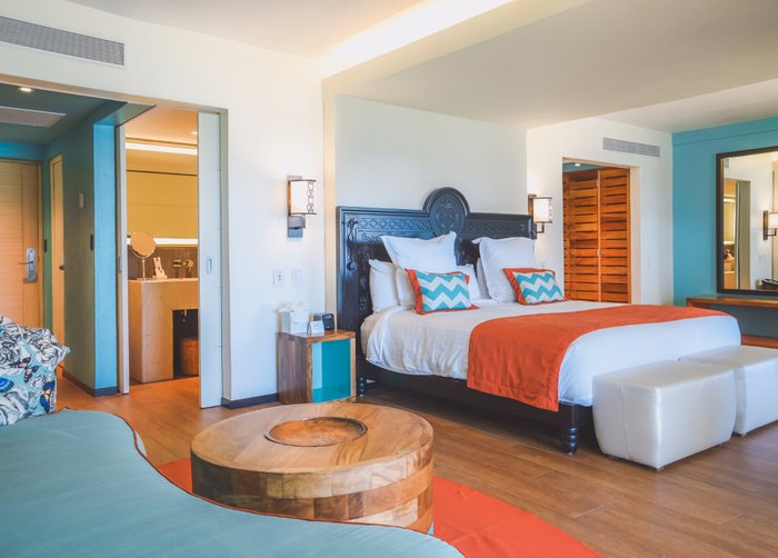 club med cancun room types