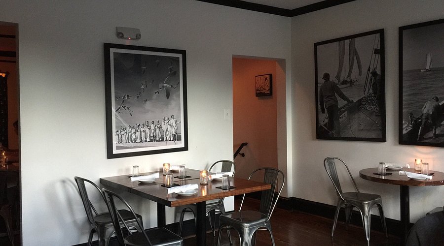 Sailor Oyster Bar