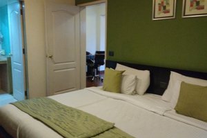 Room & Suite