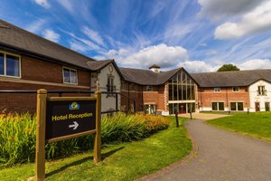 Padbrook Park Hotel in Cullompton, image may contain: Neighborhood, Grass, Suburb, City