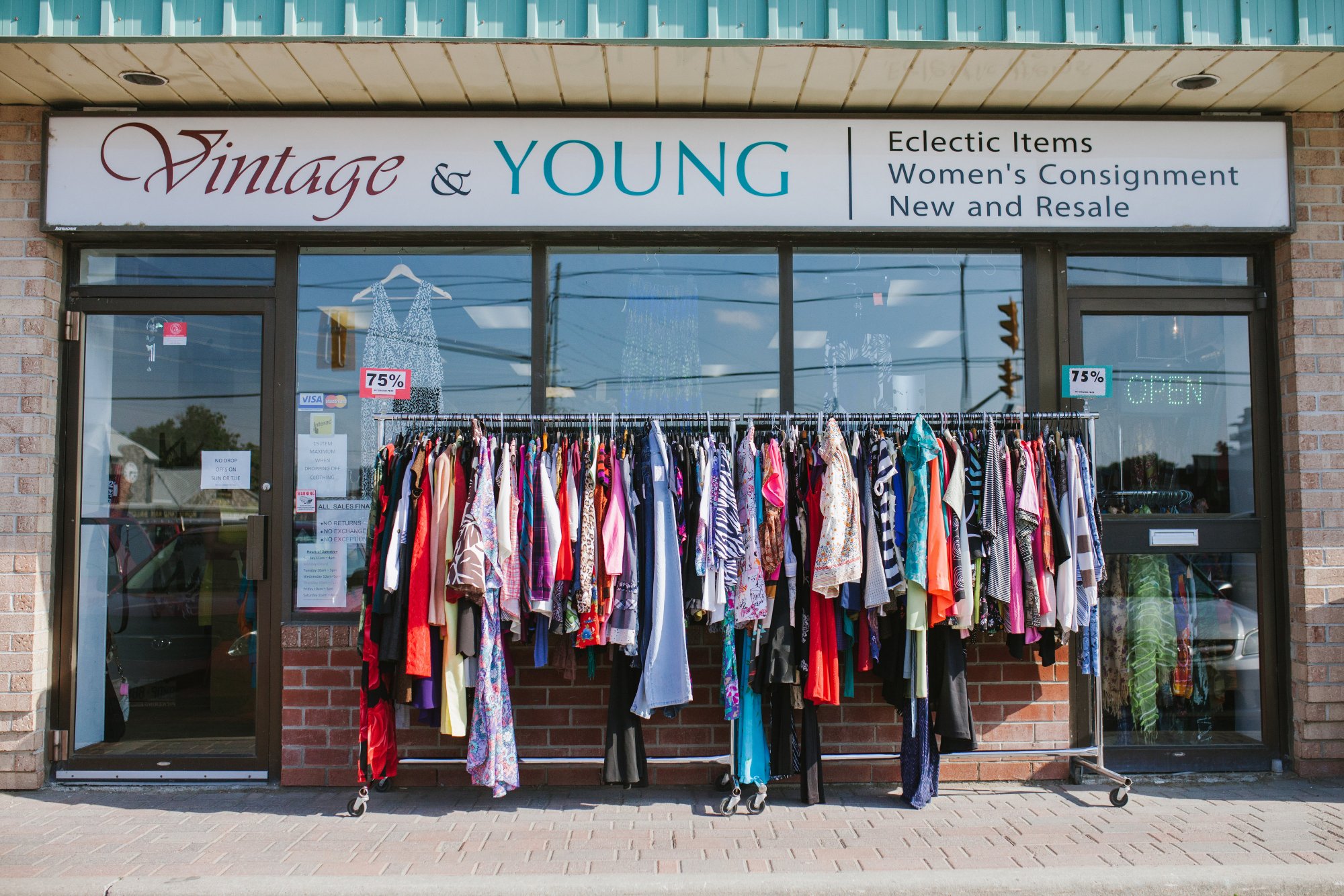 Young women's best sale clothing boutique