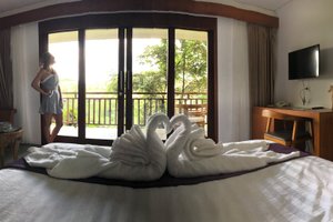Room & Suite