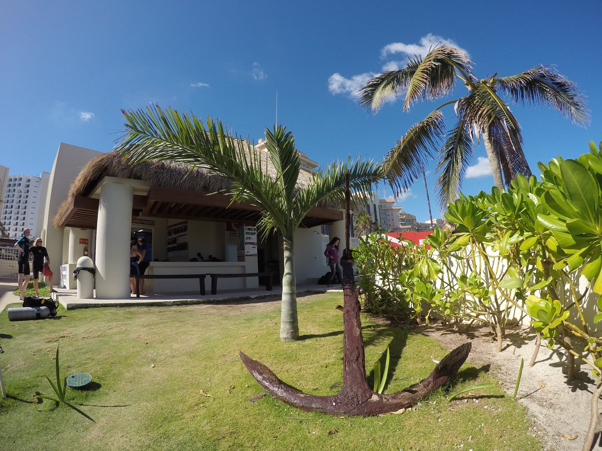 cancun diving shops