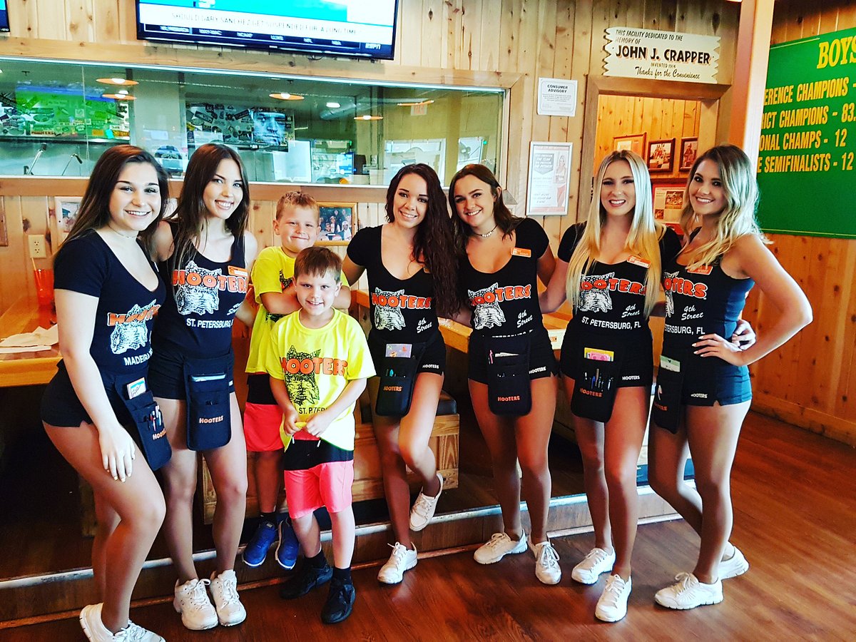 HOOTERS - 4TH STREET, St. Petersburg - Menu, Prices & Restaurant Reviews -  Order Online Food Delivery - Tripadvisor