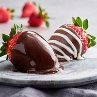 Chocolate Covered Strawberries-great gift for someone special