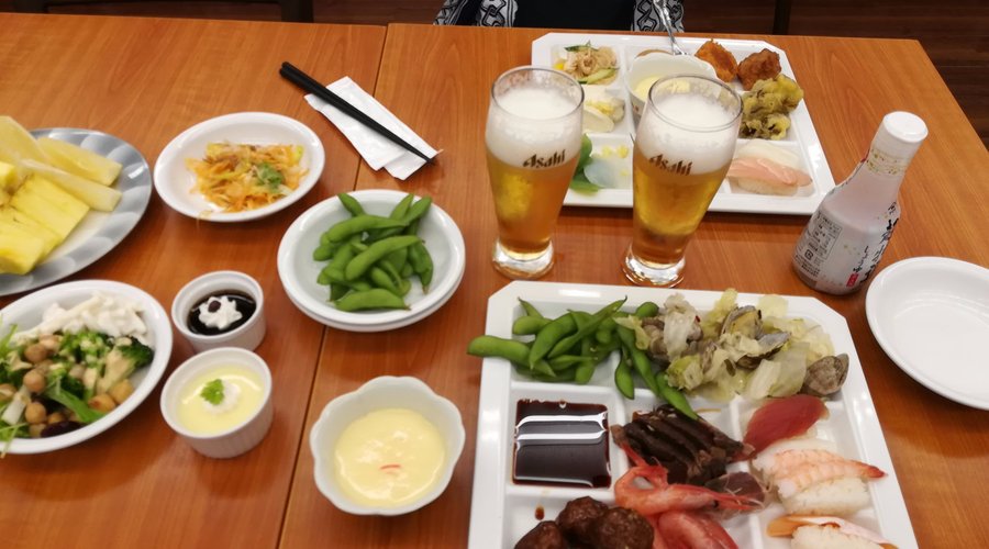 夕食バイキング