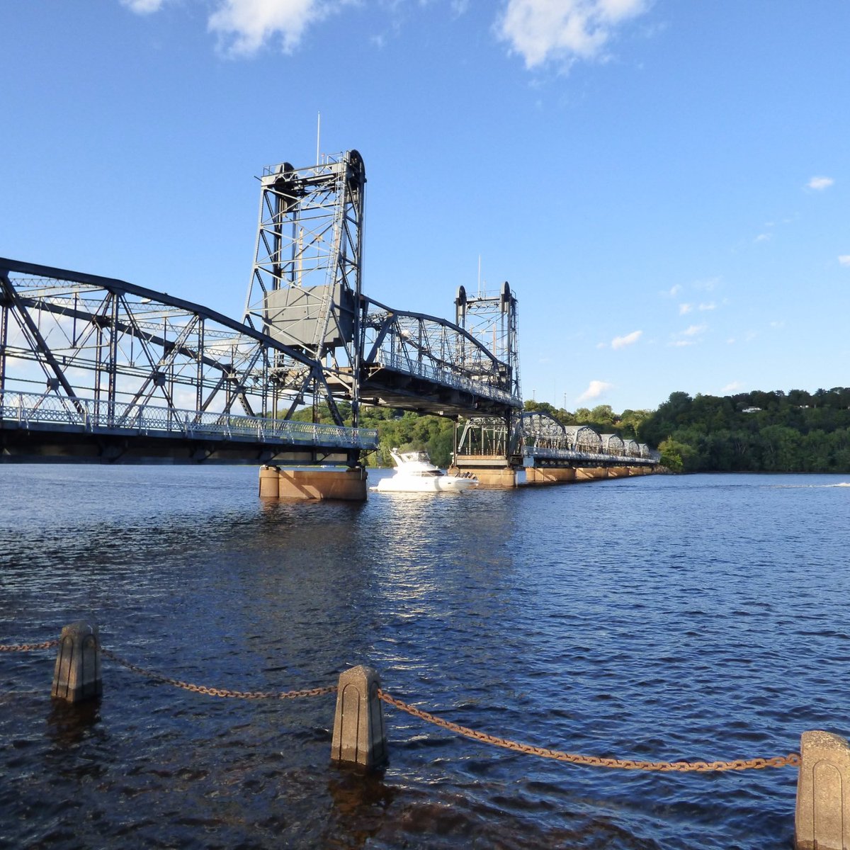 Bridges to Safety, St. Paul, MN