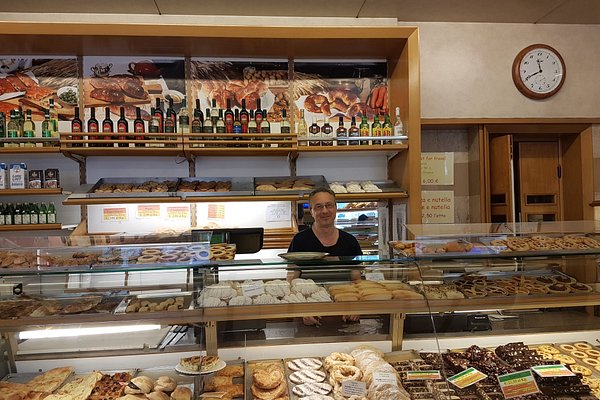 Cafe Pasticceria Dagnino: Sicilian Bakery in Rome - An American in Rome
