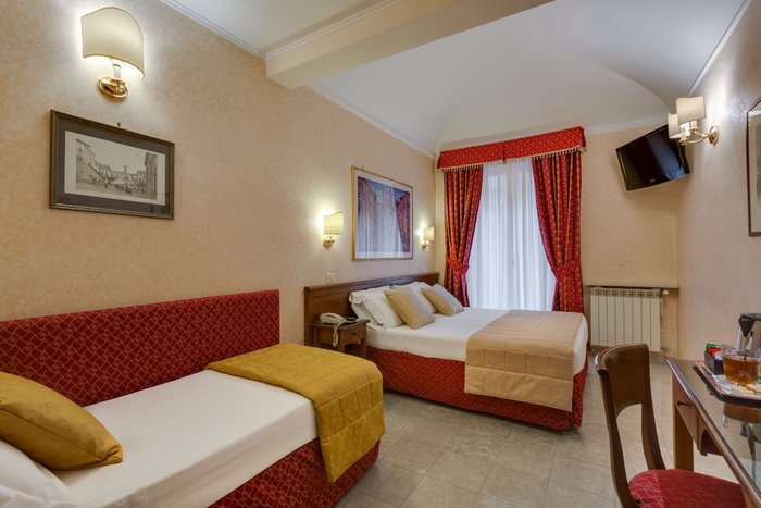 Campaña instructor popular HOTEL SILLA - Ahora 99 € (antes 1̶0̶5̶ ̶€̶) - opiniones y precios