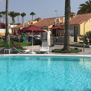 Residence molto tranquillo, adatto per famiglie ma ideale per essere alle dune di maspalomas.