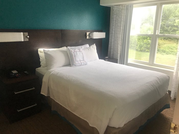 Rooms To Go opens furniture store in Henrico