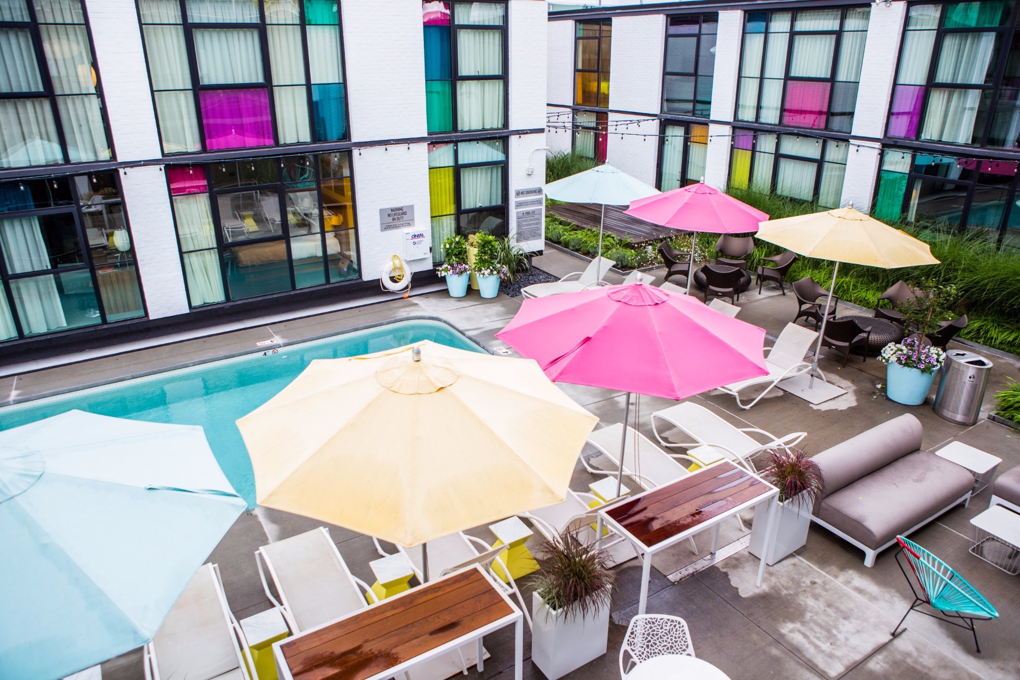 The Verb Hotel by null