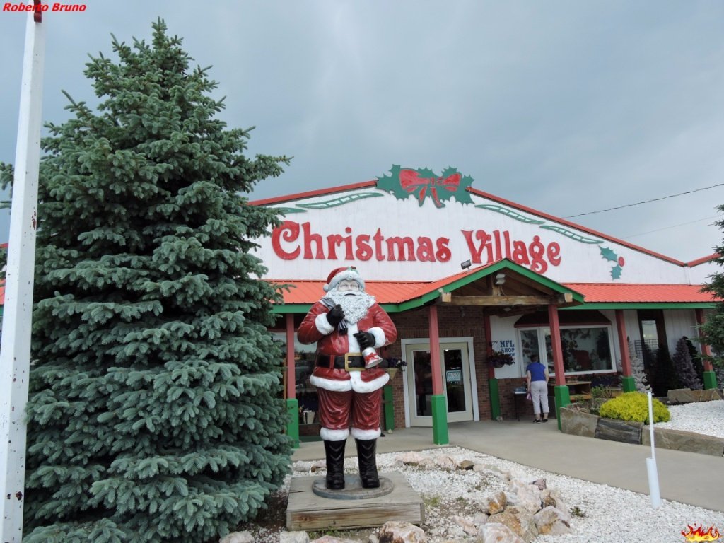 Christmas Village Store - All You Need to Know BEFORE You Go (2024)