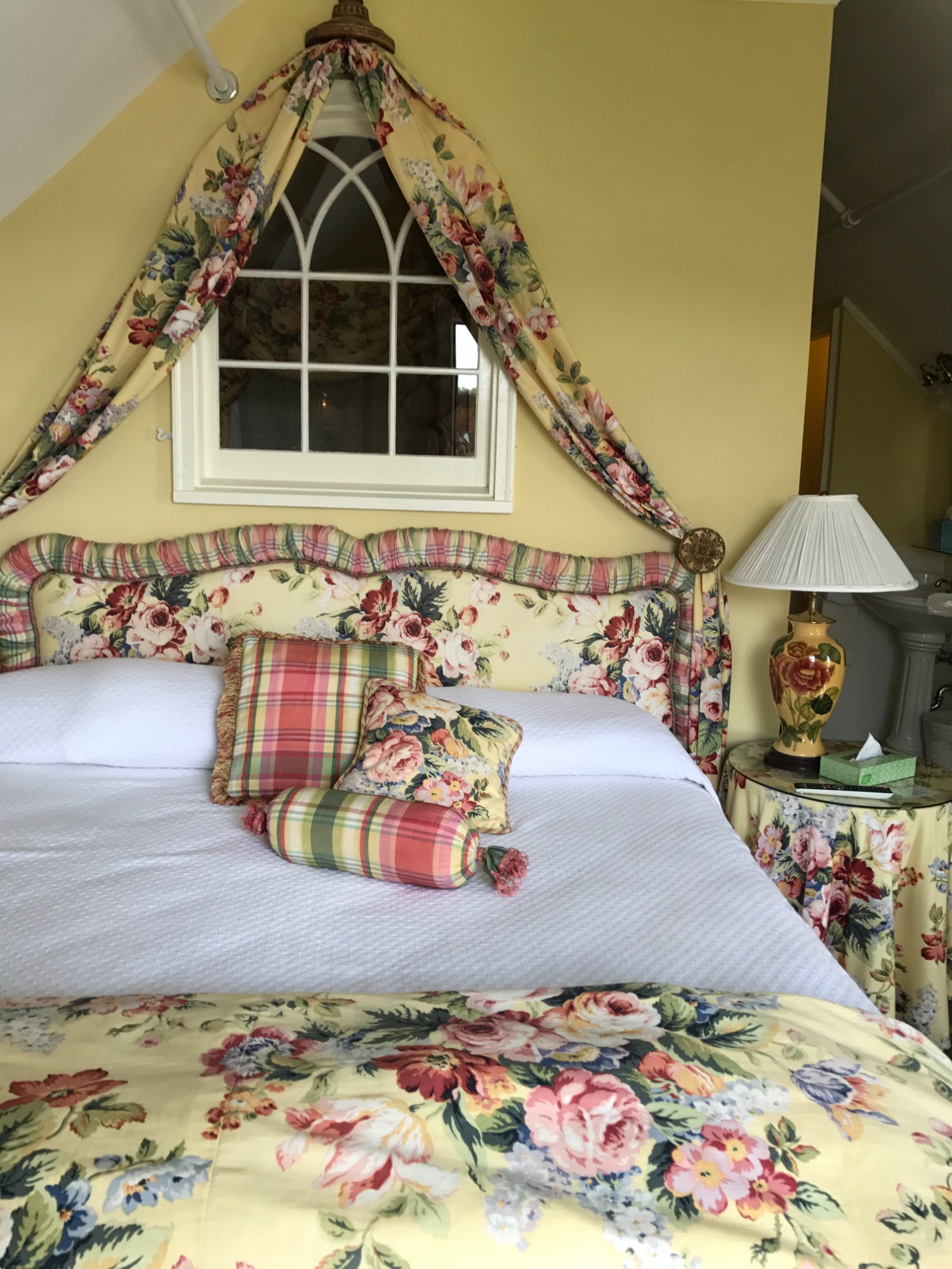 Bay View Of Mackinac Bed & Breakfast Rooms: Pictures & Reviews ...