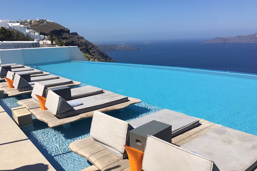 What Lies Inside The Cavo Tagoo Resort! What Lies Inside The Cavo Tagoo Resort!
