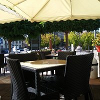 Tavoli all'aperto
