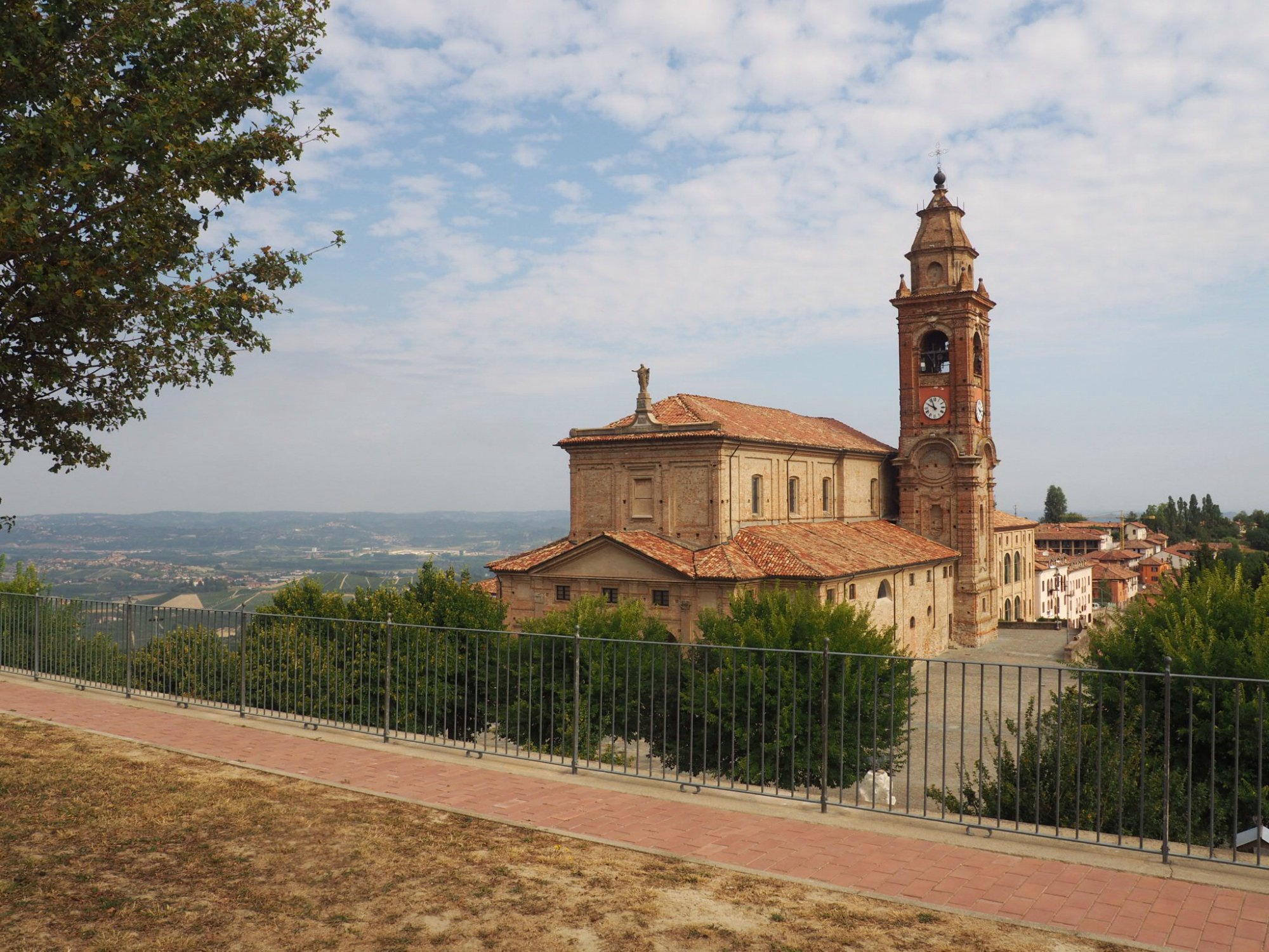 Chiesa Parrocchiale Di San Giovanni Battista, Diano D'Alba