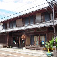 桑酒も売っている酒蔵です。