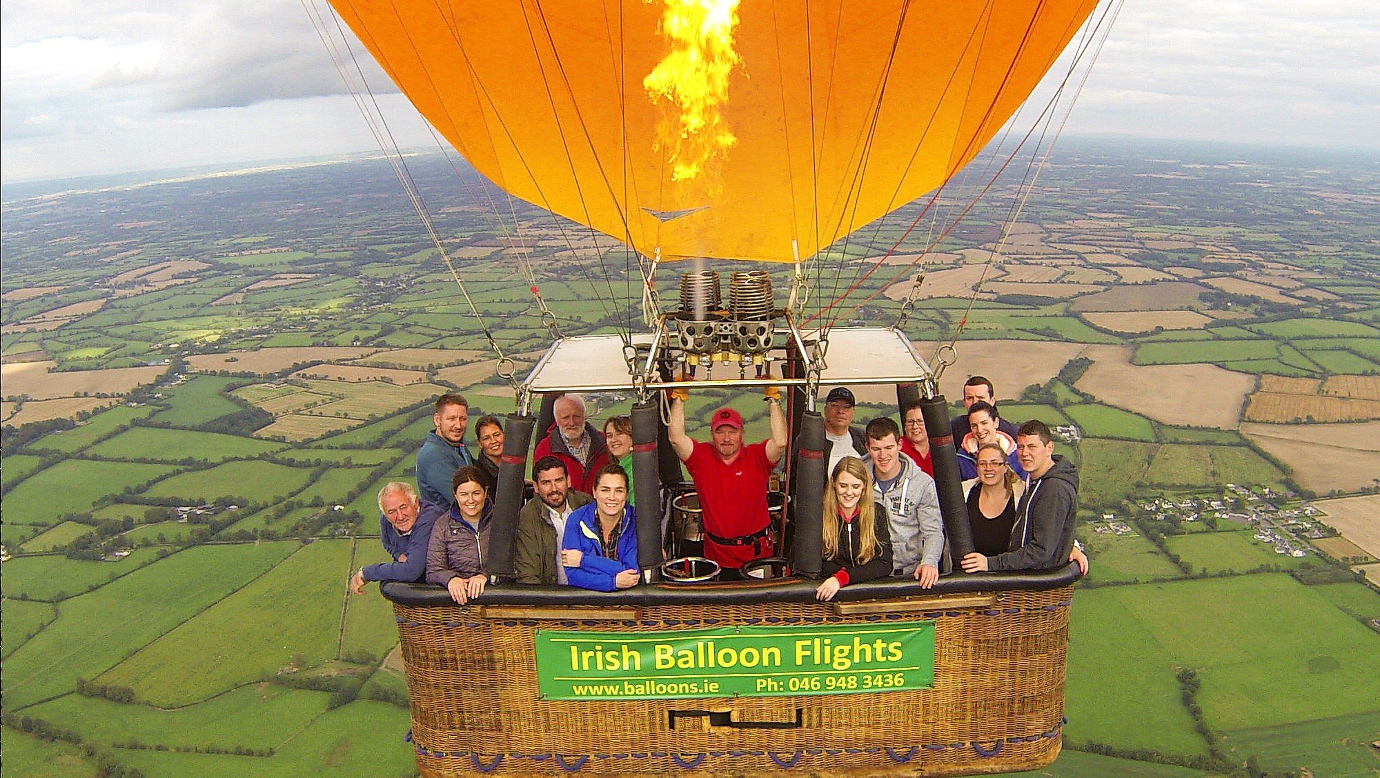 Hot air on sale balloon ireland